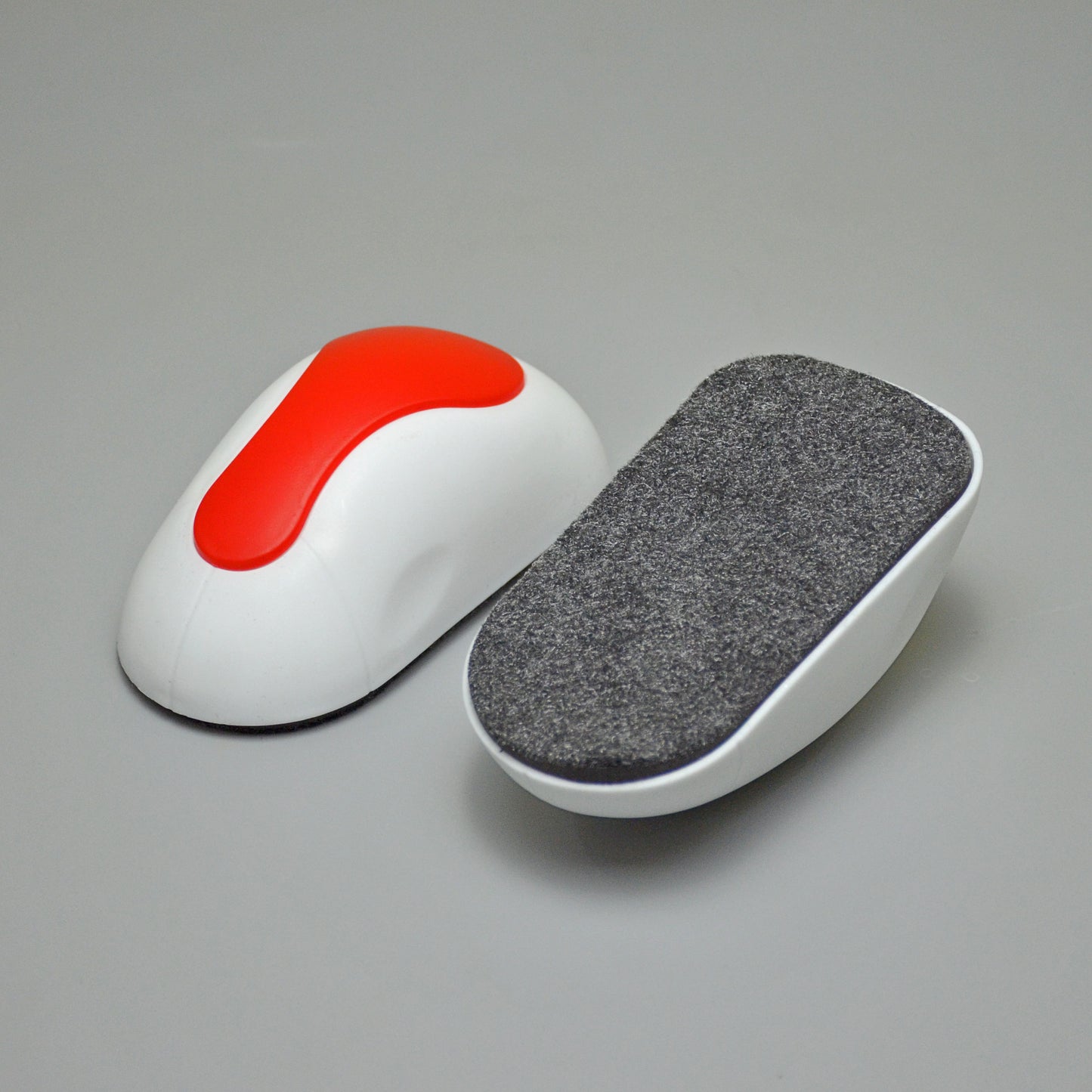 Mouse Style Magnetic Duster for Whiteboards and Glass Boards - Erases Marks,Stains with Ease