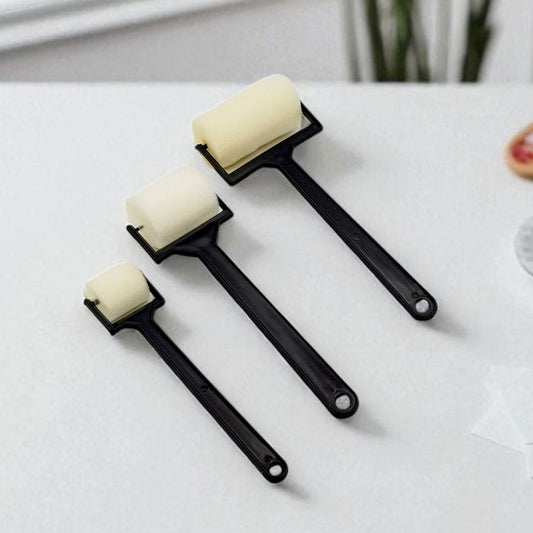 Foam Paint Rollers with Ergonomic Black Handles for Efficient Painting and Coating