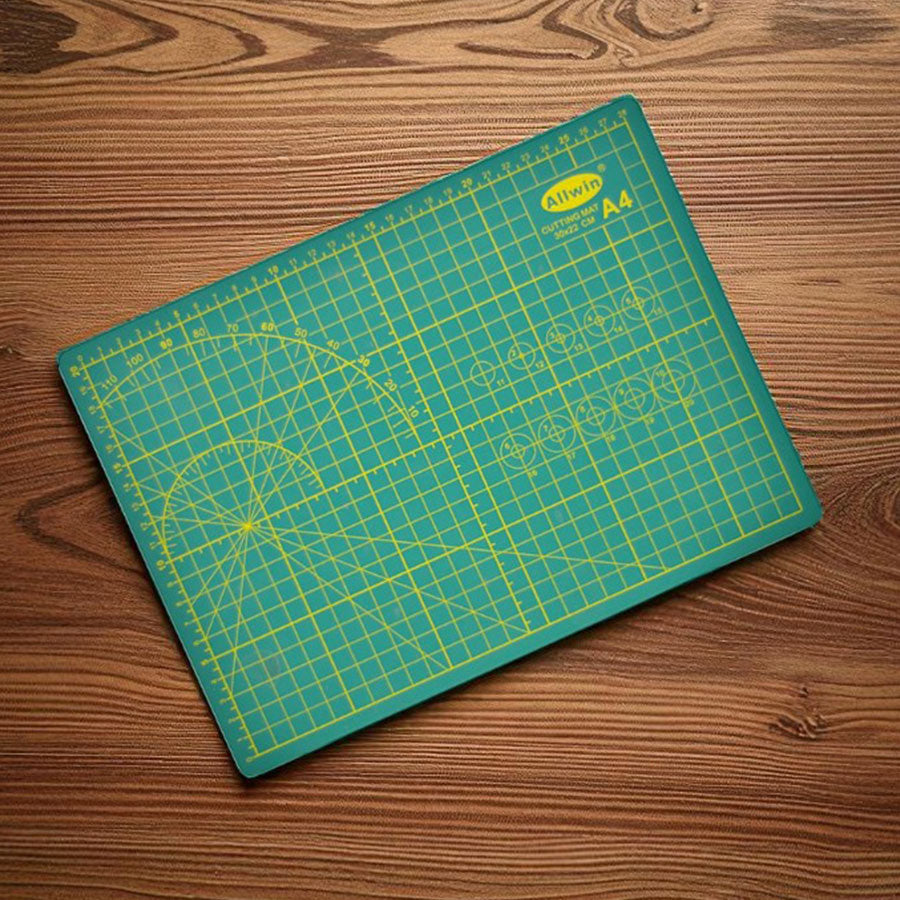 Self-Healing Cutting Mat  – Multi-Size Durable PVC Cutting Mats